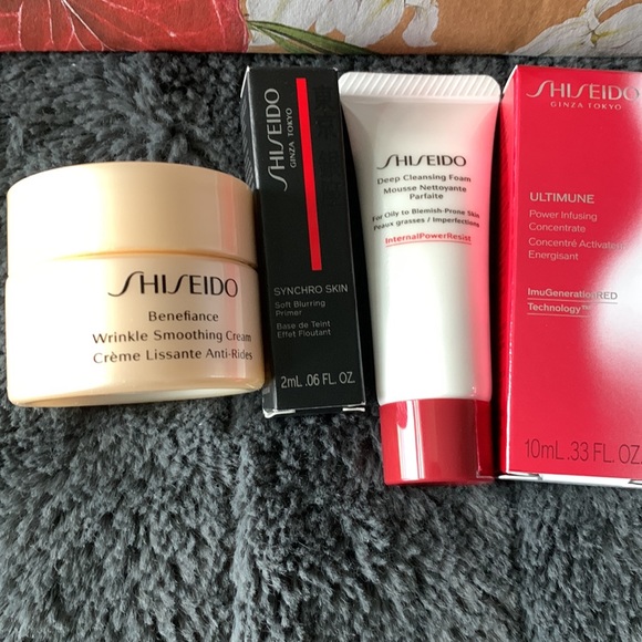 Shiseido Sample set - Picture 2 of 3